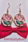 Pink flowers with pearl 